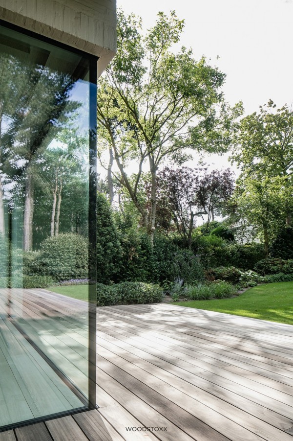 terrace deck in padouk wood