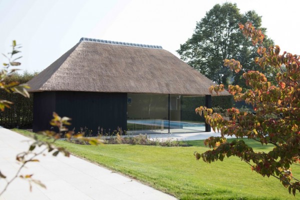 Unicus Poolhouse Rieten Dak