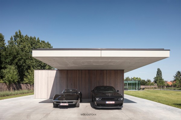 realisation facade cladding in afrormosia wood planchettes and beams