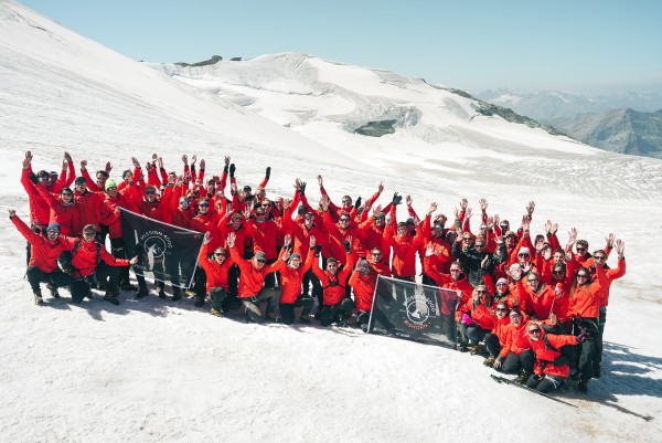 Woodstoxx atteint le sommet du Bishorn Woodstoxx atteint le sommet du Bishorn